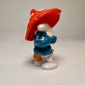 Vintage Smurf Carrying Mushroom – Bully © Peyo – W. Germany